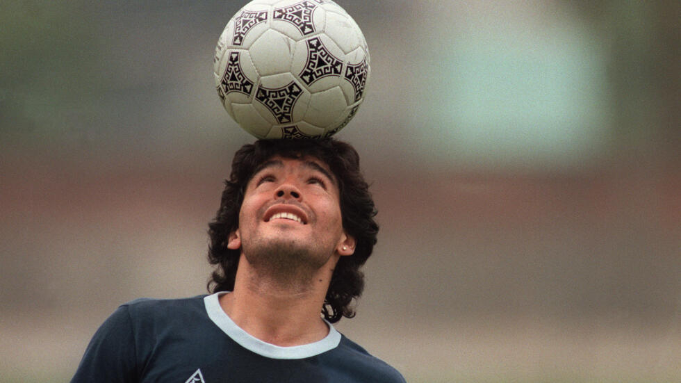 Diego Maradona - thiên tài bóng đá 